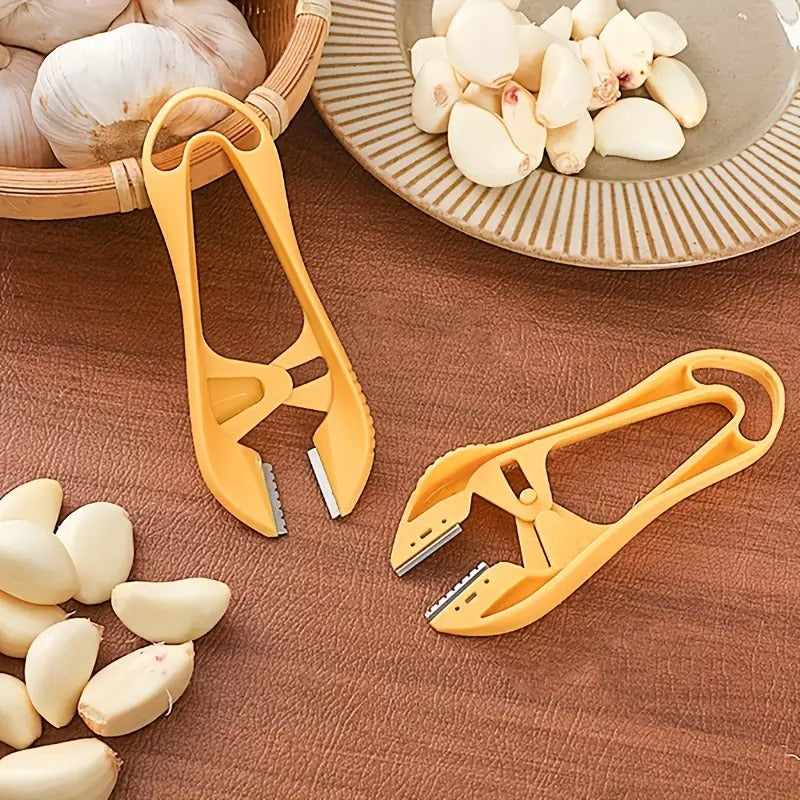 Manual Garlic Peeler Clip – Easy-to-Use Practical Kitchen Gadget for Effortless Clove Peeling (Pack of 1)